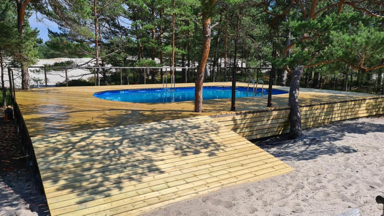 Sub Hel. Budzetowe Pokoje W Domu Z Basenem. Wokol Domu Tylko Natura. Balkon Zbyteczny. المظهر الخارجي الصورة